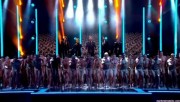 TT au Royal Variety Performance at Londres 09-12-2010 - Page 2 3008f7111762670