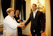 9bc00a55961805.gif