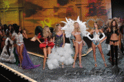 2b6c2157823320.gif