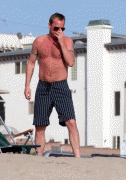 ����� ����� ��������� - Kiefer Sutherland
