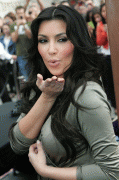 Kim Kardashian (Ким Кардашьян) - Страница 12 11681965906627