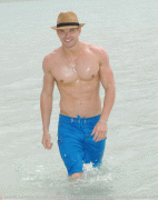 ����� ������ ���� - Kellan Lutz